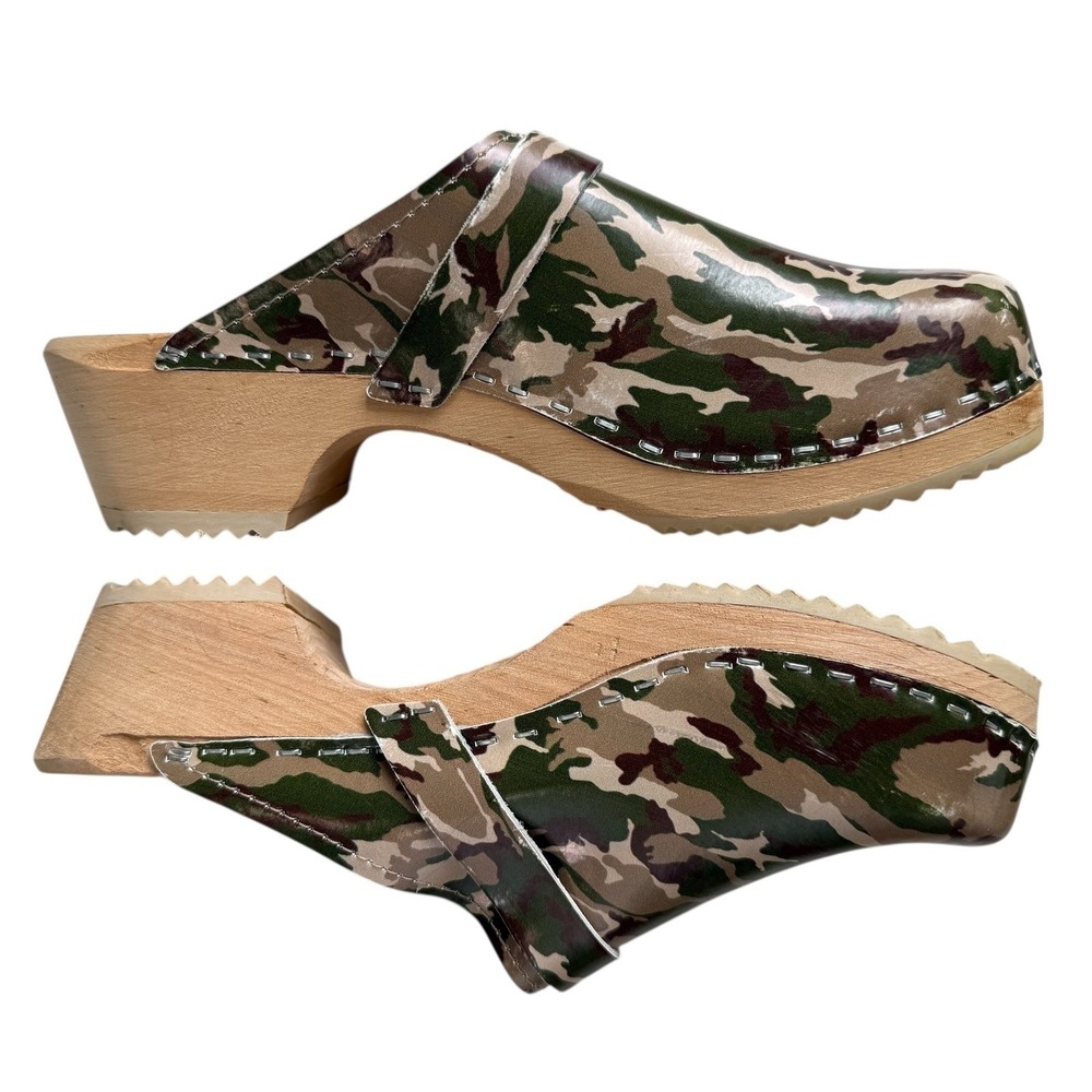 Cape Clogs Camouflage Shoe Women 8.5 Green Leather Wood Swedish Mules Scandi